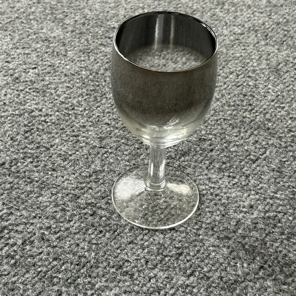 Set of 4 Smoke Ombré Wine Glasses Gray Gradient Vintage Stemware MCM Mid Century
